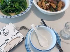 -一品味庄·地标武昌鱼·藕汤湖北菜(黄鹤楼店)