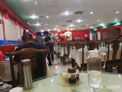 大堂-老边饺子馆(东单店)