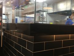 -达美乐比萨(南京路店)
