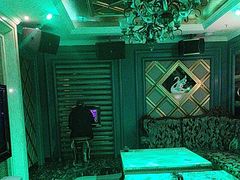 -豪门金钻量贩式KTV