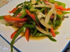 老虎菜-欧提汗·新疆餐厅·清真(银都路店)