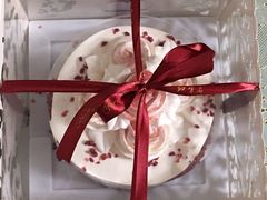 -红宝石·鲜奶小方·海派西点房(长阳店)