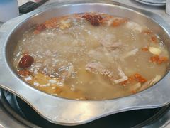-光头药膳鸡(莱茵小镇店)