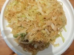 虾酱圆白菜炒粉丝-姥姥家春饼店(惠新东街店)