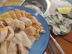 -老何家后安粉·糟粕醋海鲜火锅(三亚湾椰梦长廊店)