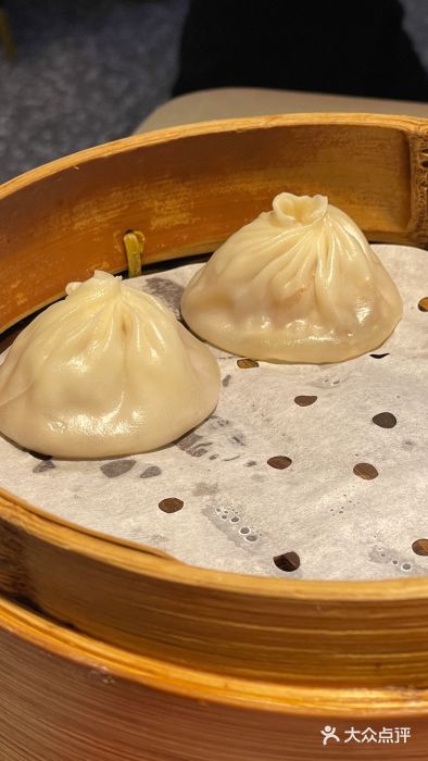 穿蒸引鲜·嗲记(正大广场店)蟹粉小笼包图片