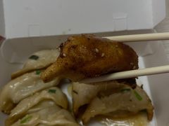 -胡记锅贴·沪上游子老鸭粉丝汤(太原路店)