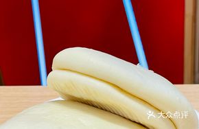 Handmade Yeast-leavened Lotus Leaf Pancake