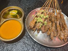湿辣牛肉-何妹湿辣牛肉·粤式烧烤砂煲(桂雅路店)