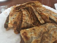 -溢心园香河肉饼总店