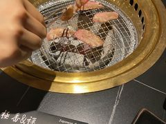 -山川小町·极番烧肉(新地假日广场店)
