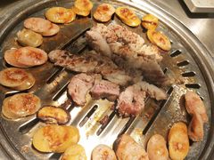 -韩聚屋韩国烤肉餐厅(新北万达店)