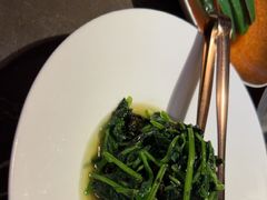 -海派悦庭·海胆烧麦·新融合菜(凯德广场店)