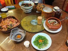 -老滇山寨•云南特色菜•地方菜•民族风情歌舞表演(金碧店)