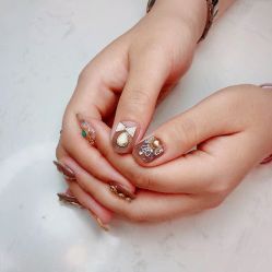 -Pink You美甲洗眉纹绣定制中心