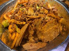 -嘎嘎鸭下巴·爆辣干锅(明教寺店)