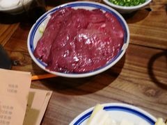 现切鲜牛肉-小天鹅火锅·一线江景洪鼎旗舰店(洪崖洞店)