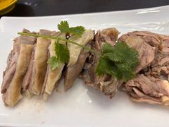 -伊源鼎盛餐饮服务有限公司
