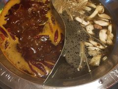 -大龙辣火锅·龙虾·烧烤(湖滨新天地店)