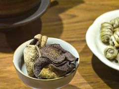 -龙悦湾酒家·八阵鱼生·渔人码头店