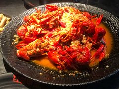 经典蒜香龙虾-红盔甲·小龙虾(天钥桥店)