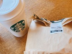 -星巴克臻选(南京金茂览秀城店)