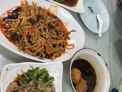 -八巷蒸菜馆(鸿雁路店)