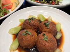 -闫府私房菜(恒隆店)