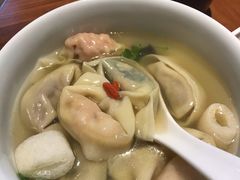 鸡汤全家福馄饨-上海人家花樣年华(中山公园店)