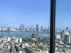 -东方豪景花园酒店·怡景旋转餐厅