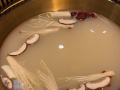 -欠火锅·水牛毛肚·团建聚餐·生日宴(何山路店)