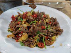 小炒黄牛肉-湘聚南县土菜馆(龙山二路店)
