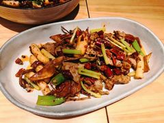 张老师的牛肉-十三式重庆江湖菜(金茂览秀城店)
