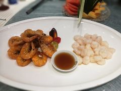 清炒虾仁拼元宝虾-望乡楼上海菜(日月光店)