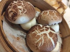 黑松露蘑菇包-稻香酒家·33年老字号·港式粤菜(富邦中心店)