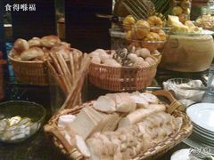 面包-广州花园酒店-凌璇阁360度高空海鲜自助餐CAROUSEL