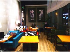 -西西弗书店&矢量咖啡(凯德晶萃广场店)