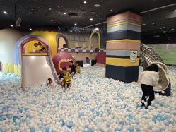 -MELAND CLUB亲子乐园·派对·餐厅(北京芳圆里ID MALL店)