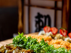 -昆明华邑酒店-鲜艳全日餐厅