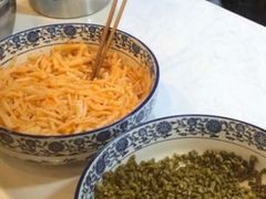 酸豆角-柳石居柳州螺蛳粉(万达店)
