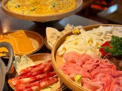 -赵美丽·重庆社区火锅·直营店(火车东站·中豪国际店)