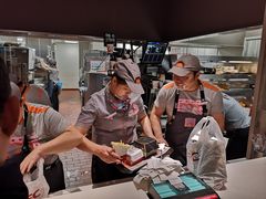 -肯德基(东安路站店)