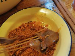 -拈签一笑黄牛肉辣卤串串
