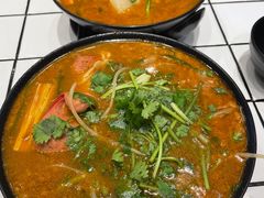 -肥汁米蘭香港米线(长宁来福士店)