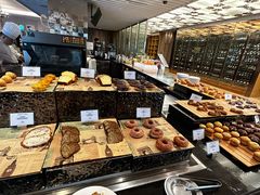 -圣丰索菲特·2 On 988 Café 自助餐厅