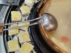 -阿山卓·野生菌火锅·纳西火塘烤肉