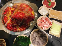 -洞亭火锅(防空洞总店)