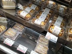 面包甜点陈列柜-法诗甜蛋糕店(皇姑大润发店)