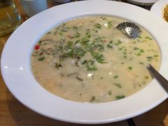 -严记小天府酸菜鱼(西四路店)