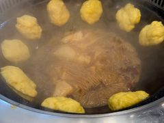 -哈尔滨烧烤·山河村铁锅炖(交大店)